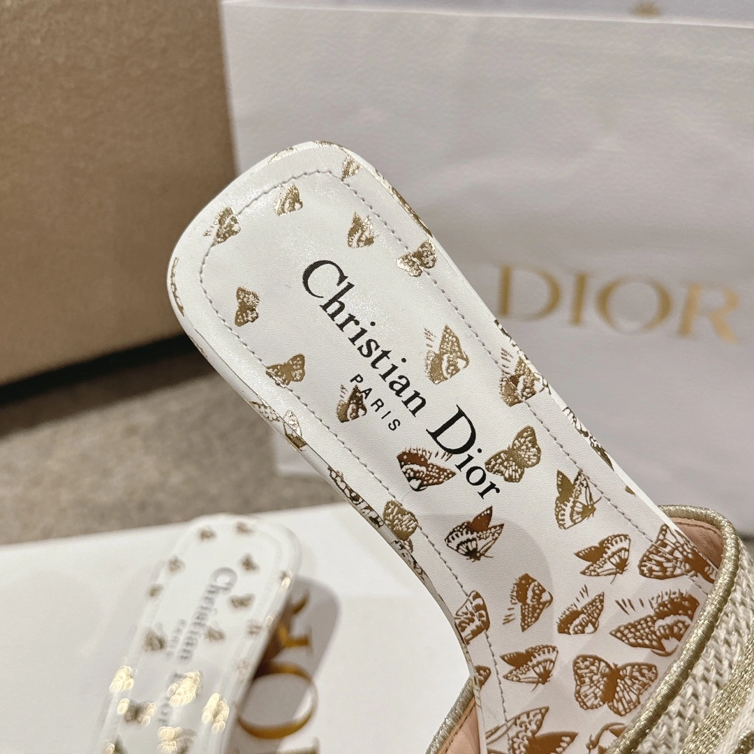 4ior KCQ902DLU_S09W cowhide Heel height：3.5CM item:ET-X234G1103